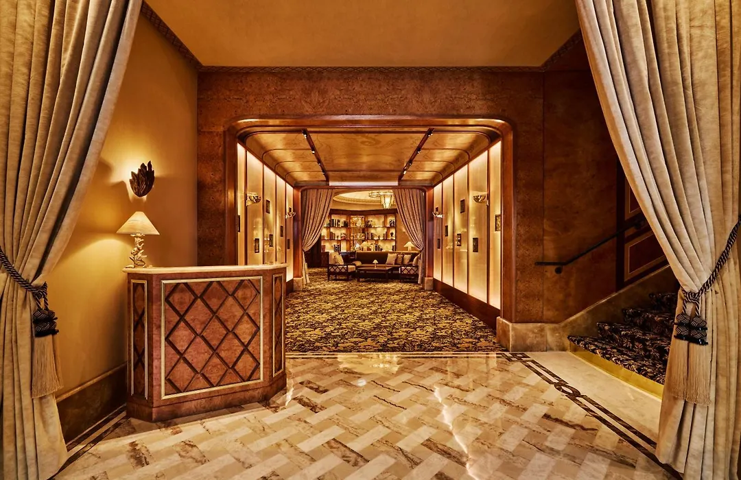 Hôtel Barrière Fouquet's Paris-1